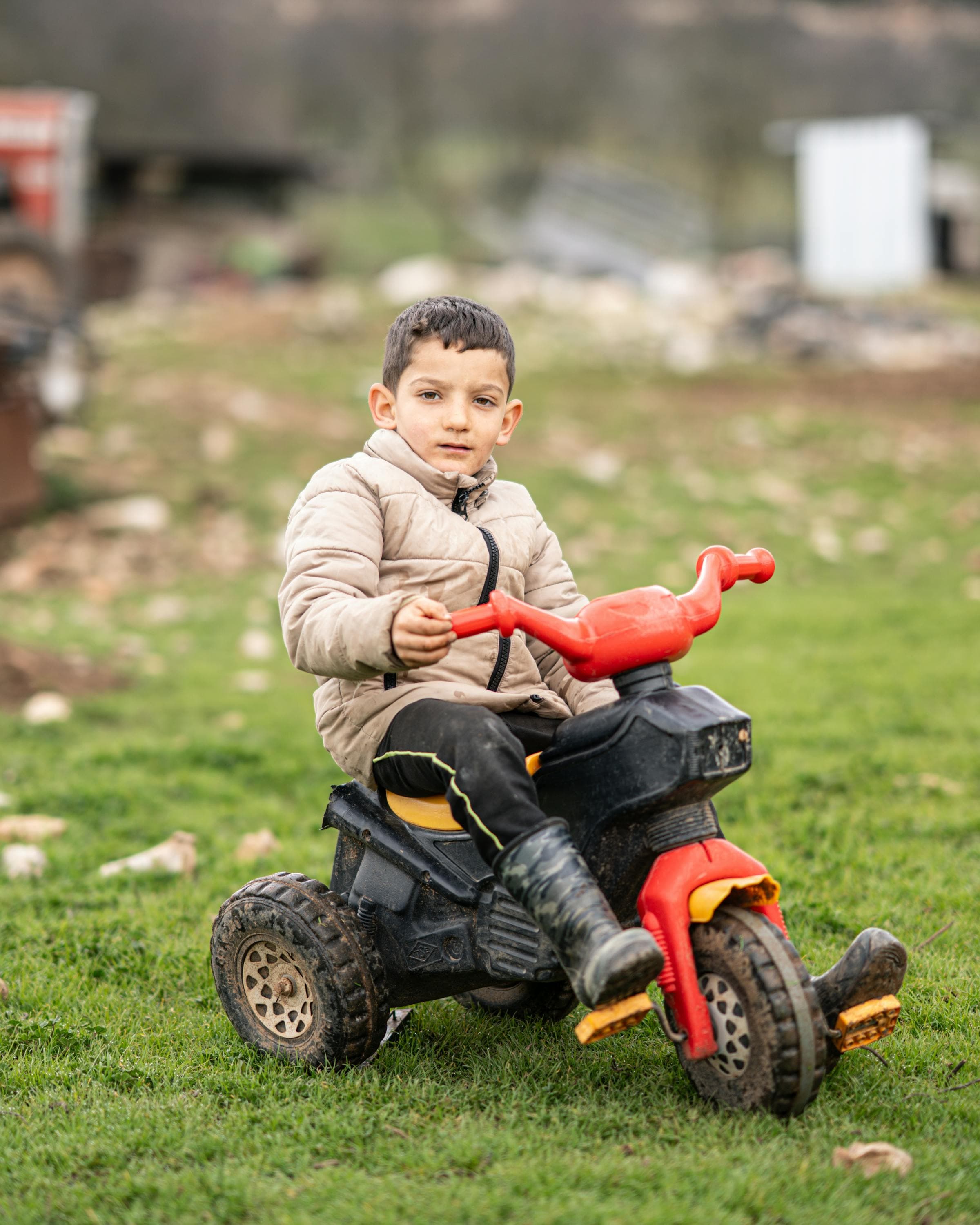 Karturi, triciclete și trotinete cu pedale pentru copii activi (3-7 ani)